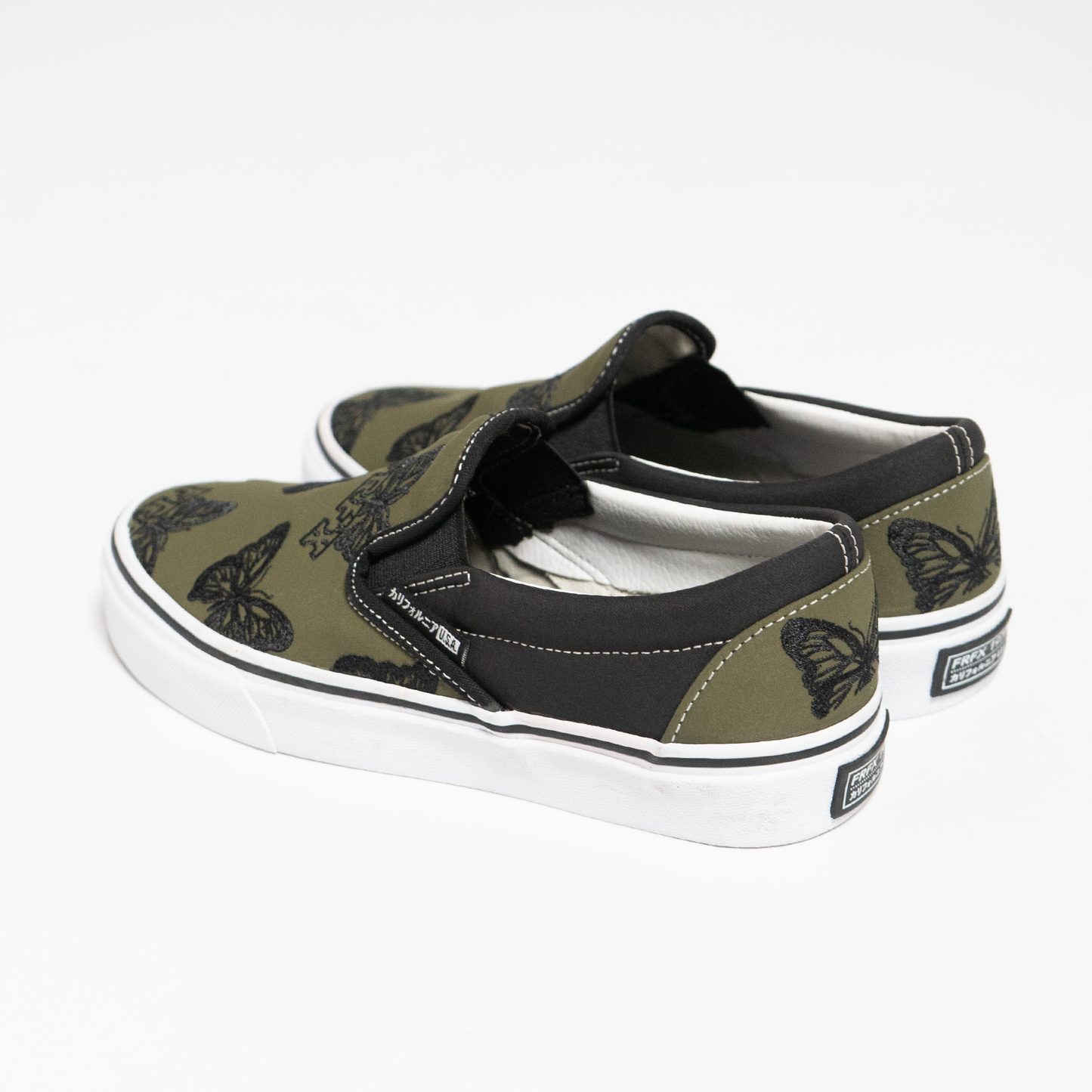 BUTTERFLY EMB. SLIP ON SNEAKERS - FFSE04