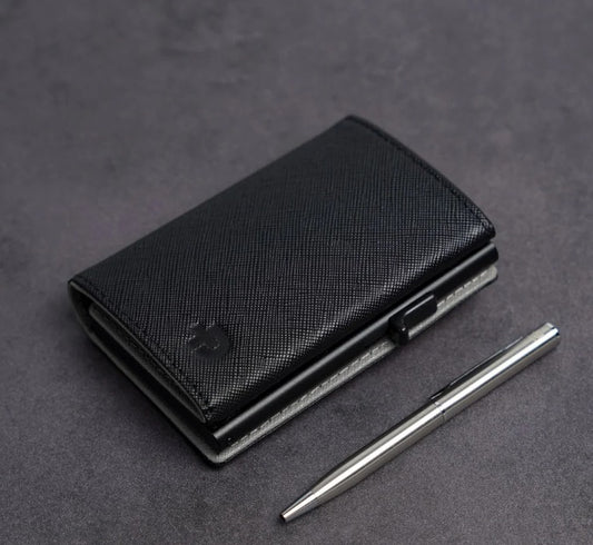 ADD1D-EXPLORER WALLET - SAFFIANO LEATHER EDITION