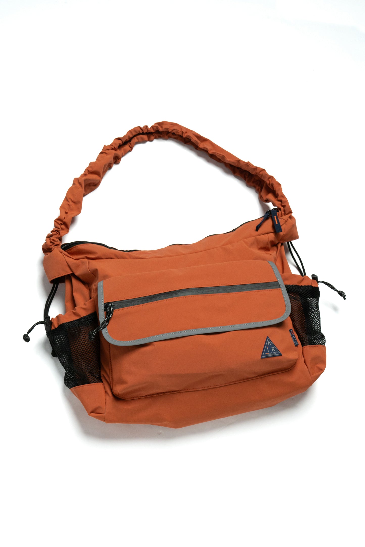FAIRFAX DRSWSTRINGS SHOULDER BAG