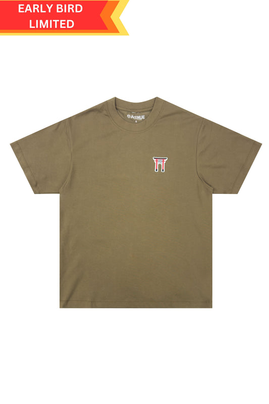 AVENUE COOL TOUCH BADGE TEE (TORII)
