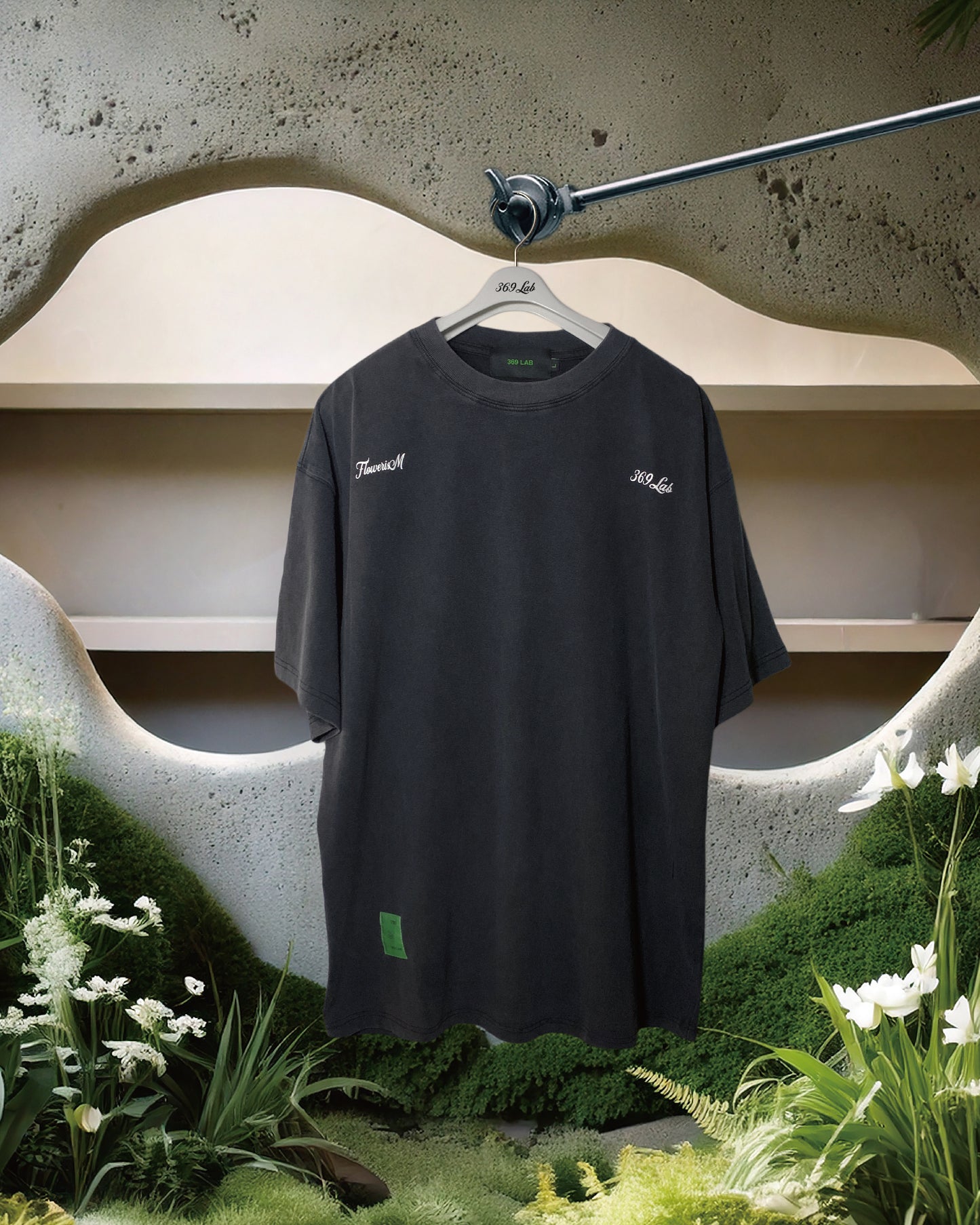 369 LAB Tulip Painting Print Tee