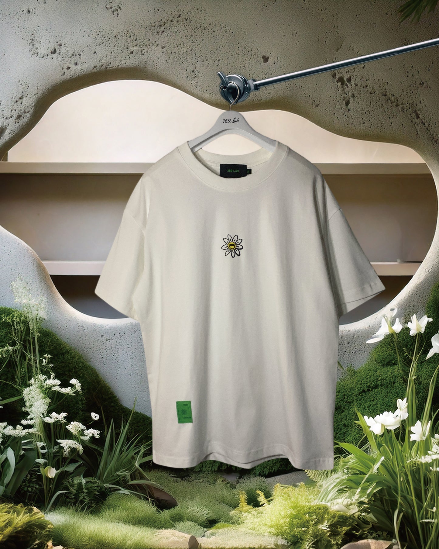 369 LAB Daisy Flower Print Tee