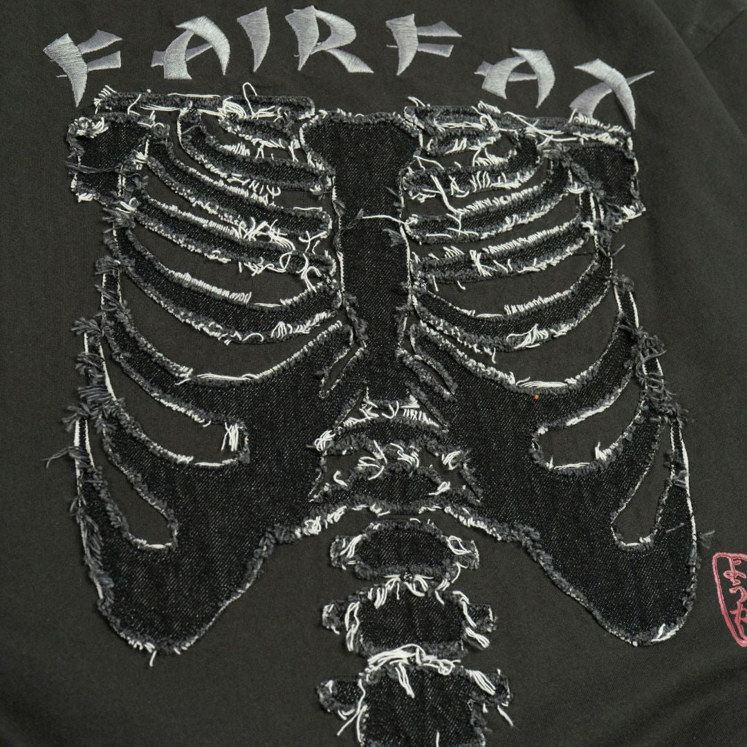FAIRFAX WASH SKELETON EMB. TEE