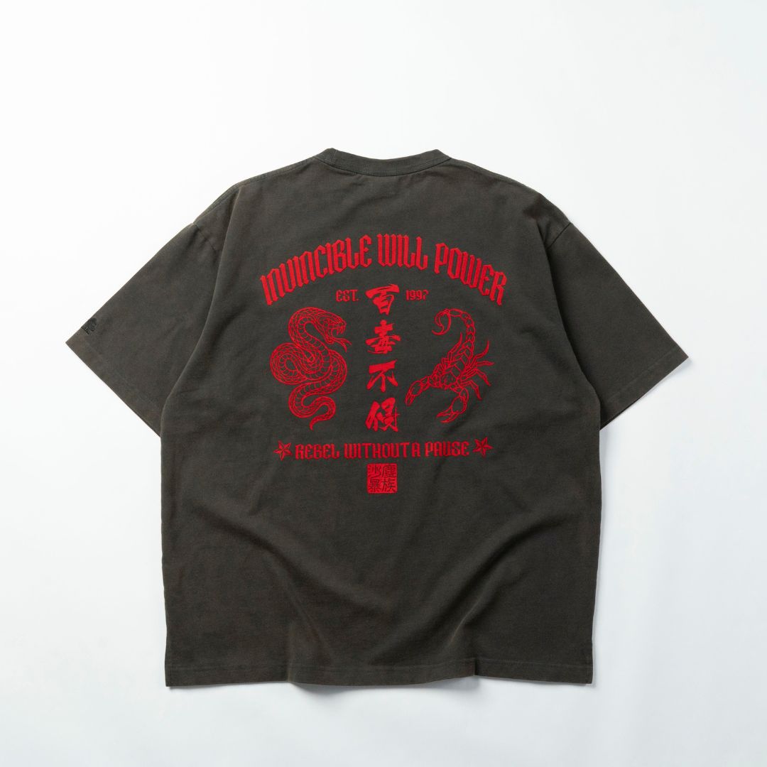 DUSTY INVINCIBLE EMB TEE