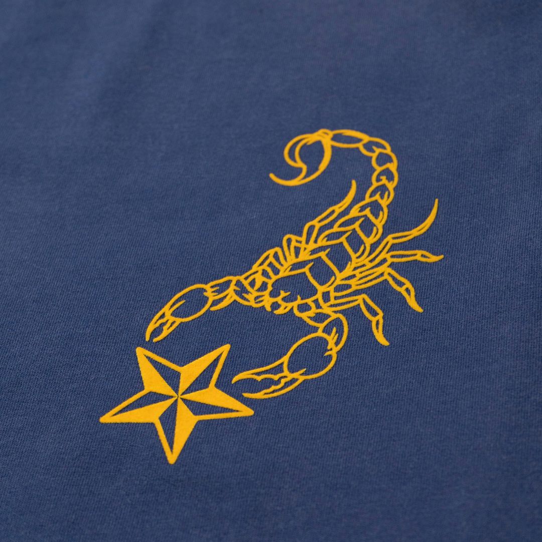 DUSTY INVINCIBLE EMB TEE