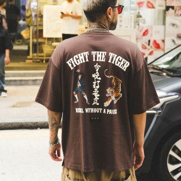 DUSTY WU SONG GRAPHIC TEE