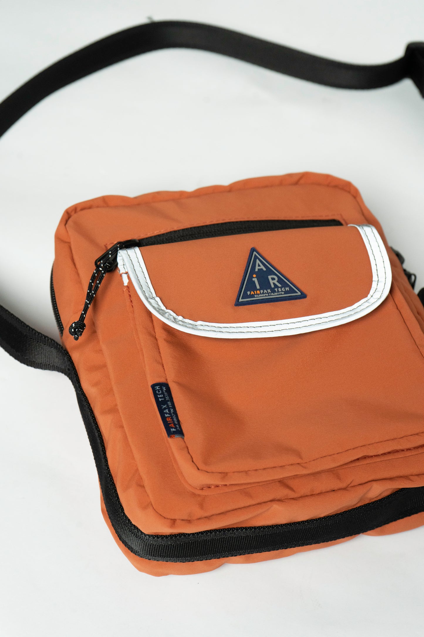 FAIRFAX SHOULDER BAG