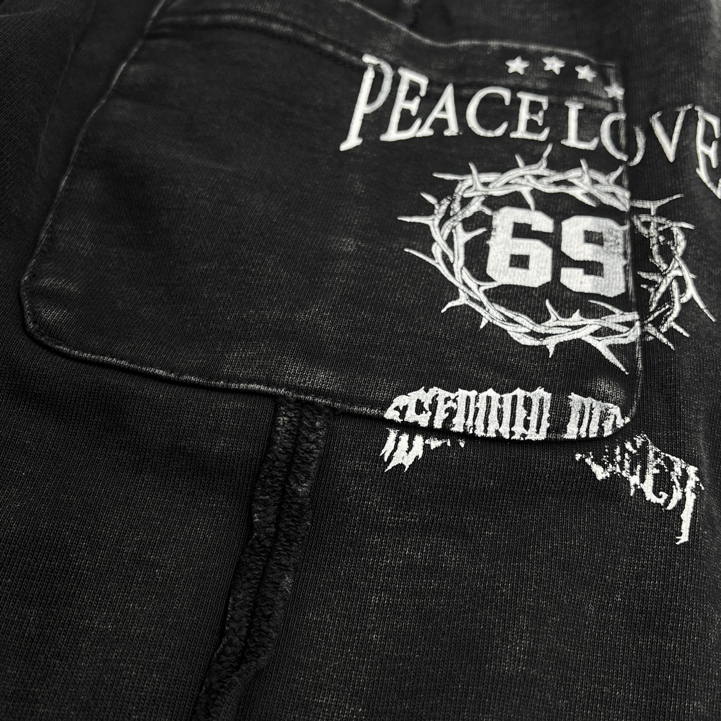 2ND CLOSET "BANDS" RECCONTRUCTED WIDE-LEG WASHED SWEATPANTS