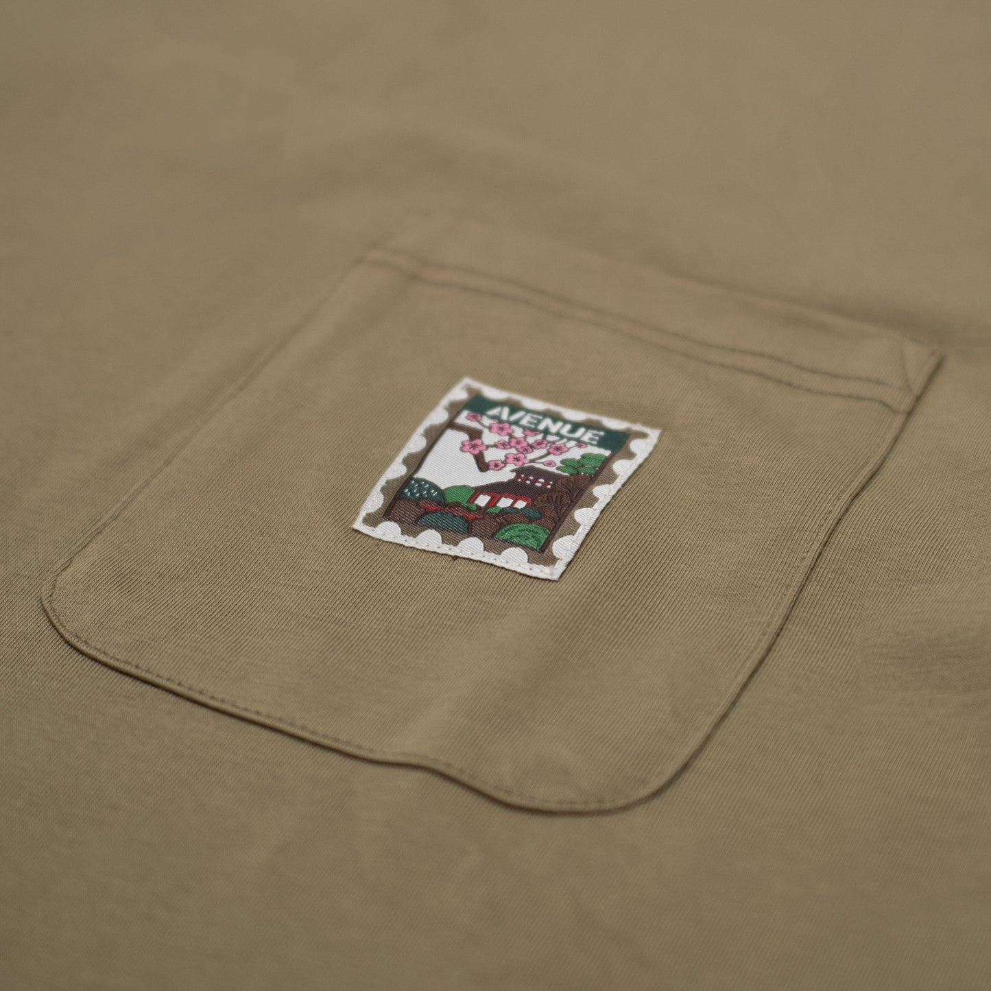 AVENUE COOL TOUCH STAMP LABEL TEE