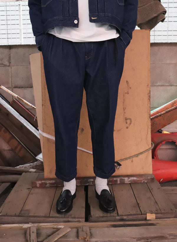 WOODBLOCK 2TUCK DENIM TROUSER - DARK INDIGO