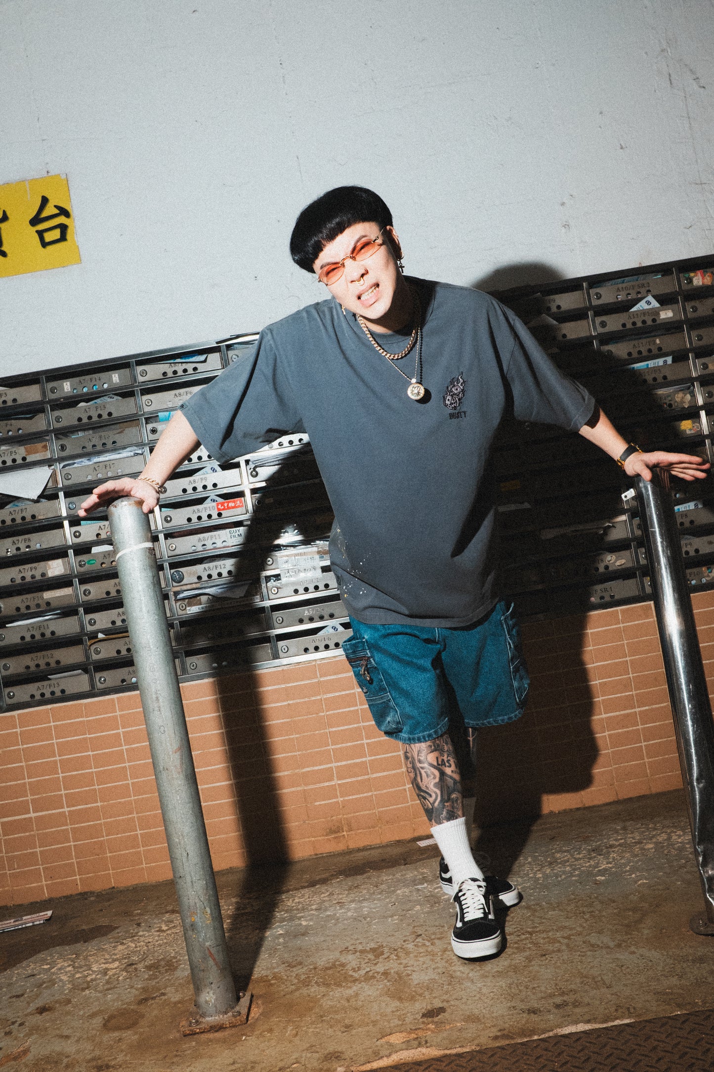 DUSTY WASH DICE TEE