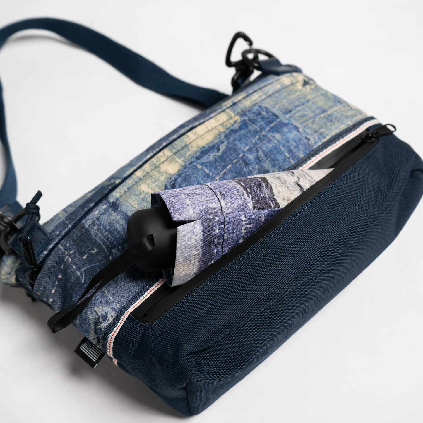 PRINTED BORO BIKE POUCH - FF1310_2