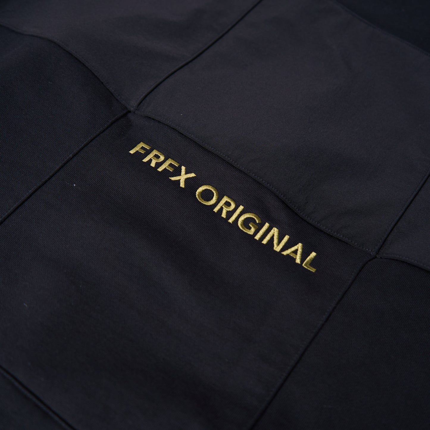 FAIRFAX CUT AND SEW CREWNECK