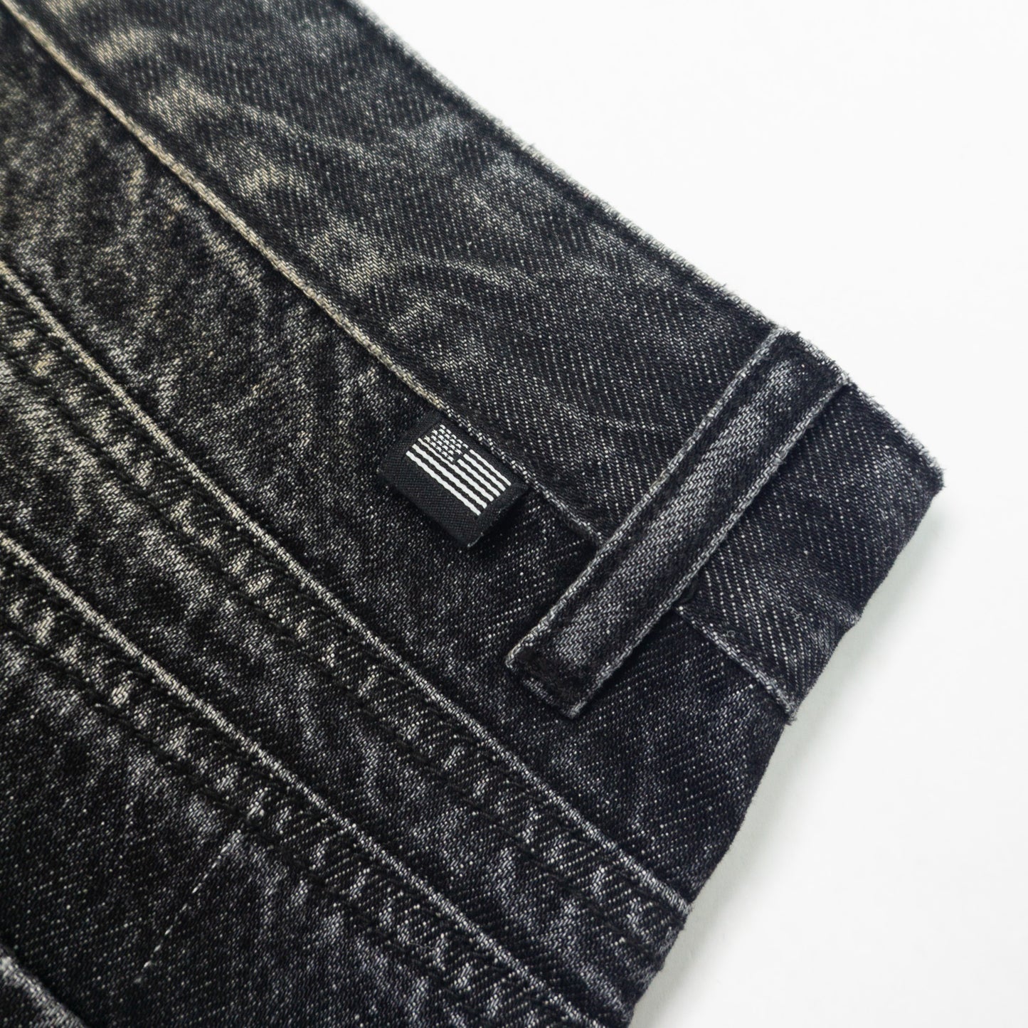 FAIRFAX DOUBLE CROSS DISTRESSED JEANS