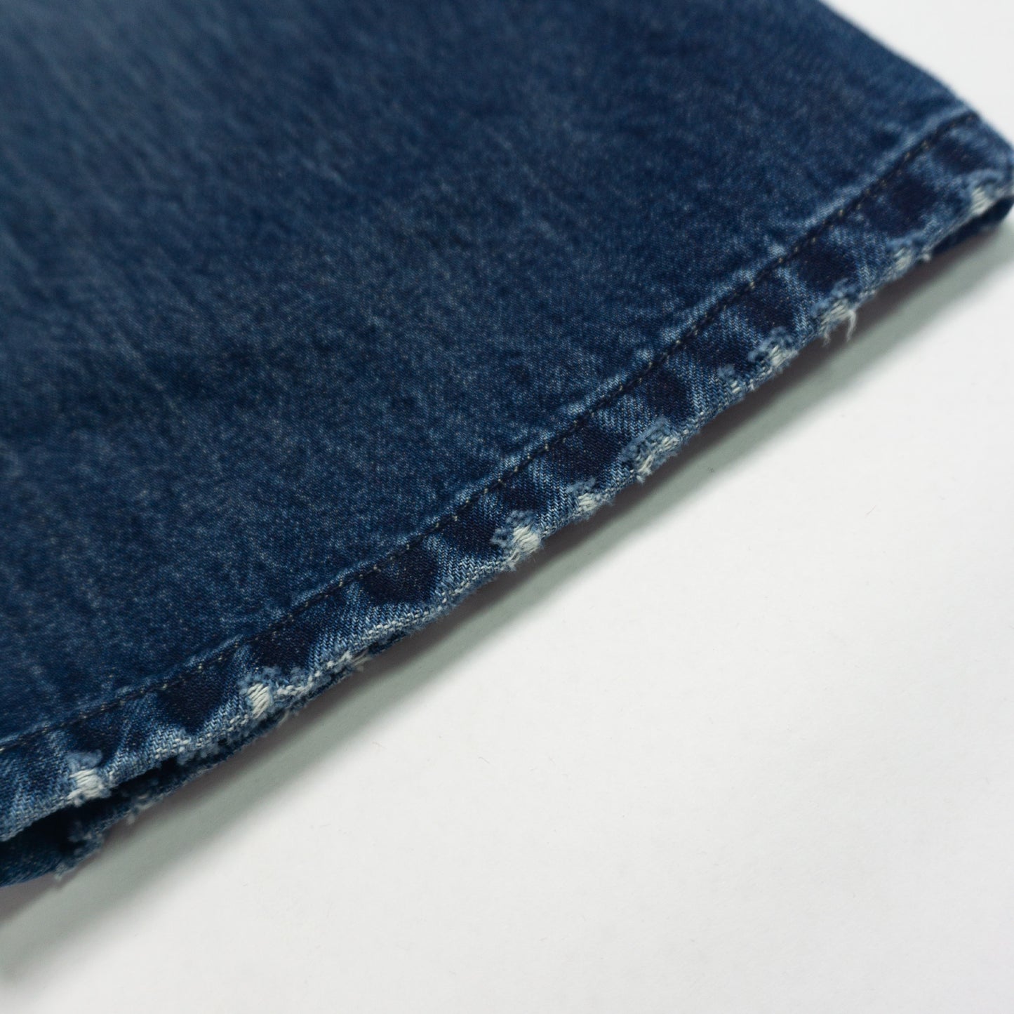 FAIRFAX DOUBLE CROSS DISTRESSED JEANS