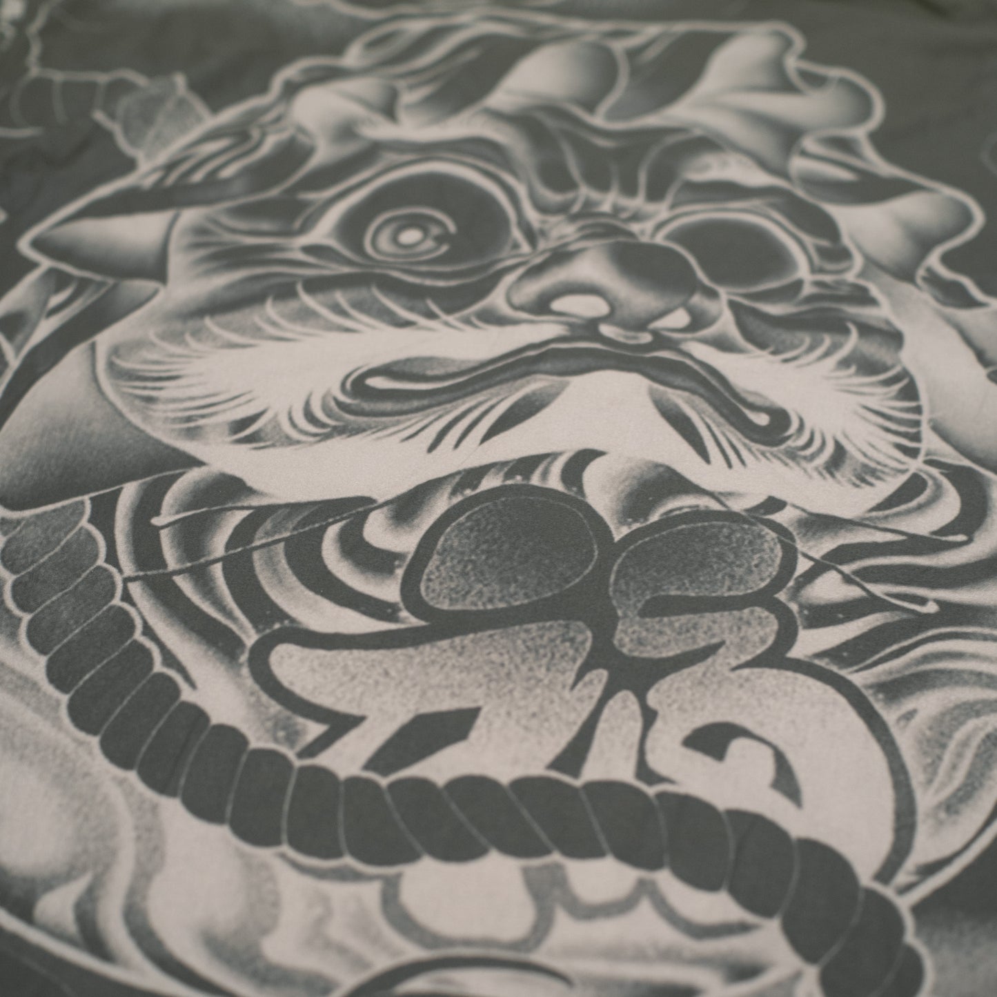 DARUMA PRINT SHIRT