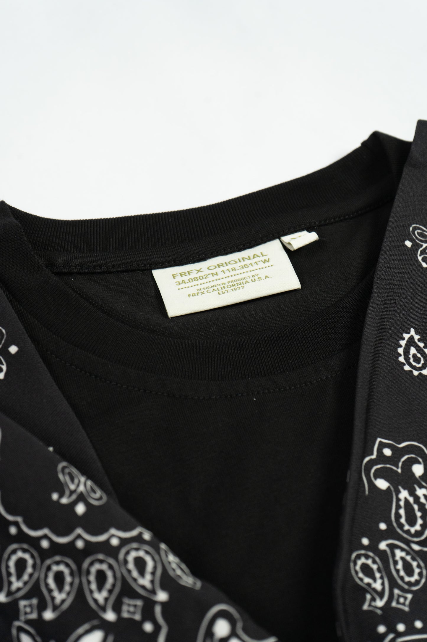 FAIRFAX SCARF TEE