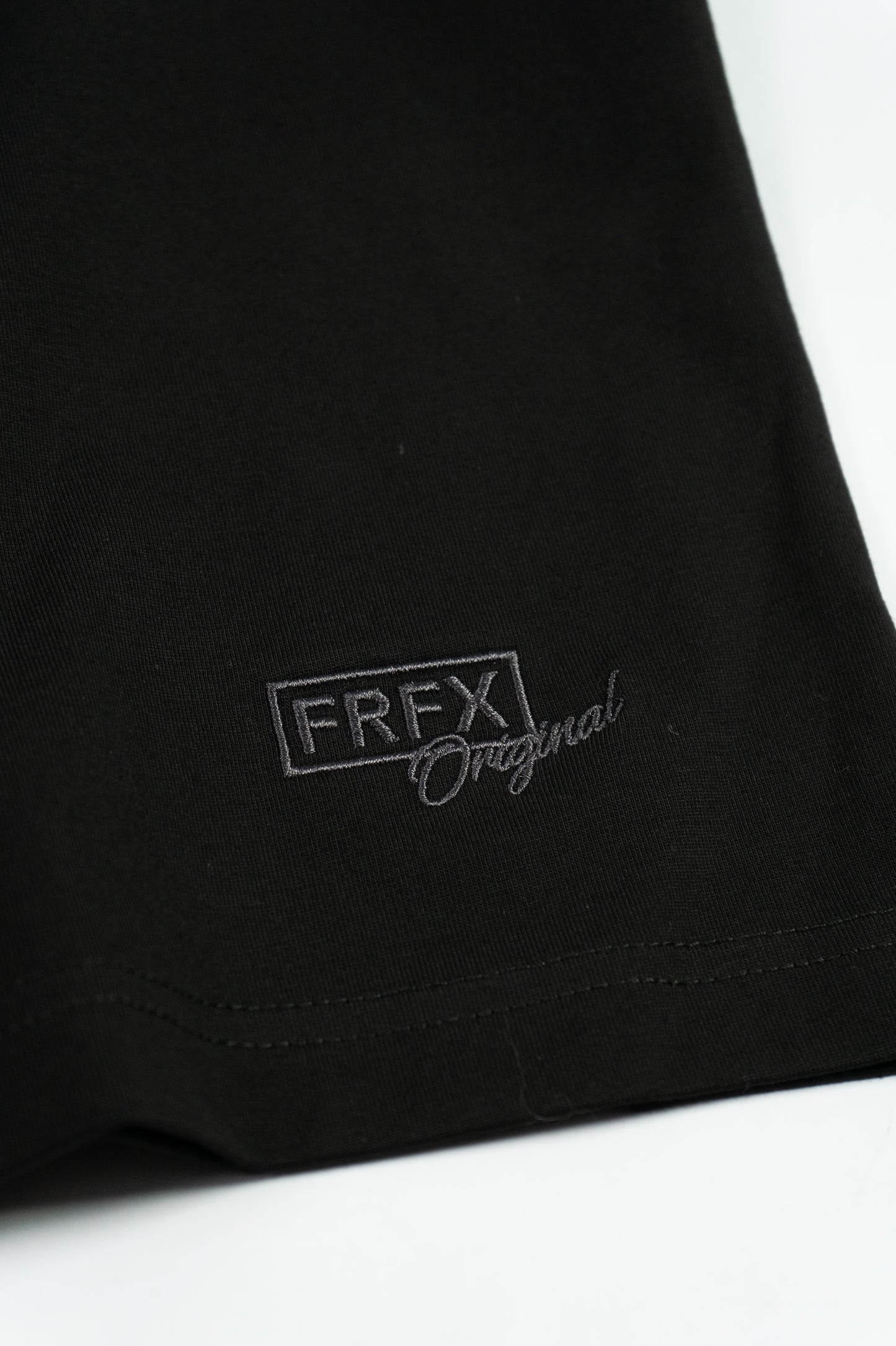 FAIRFAX SCARF TEE