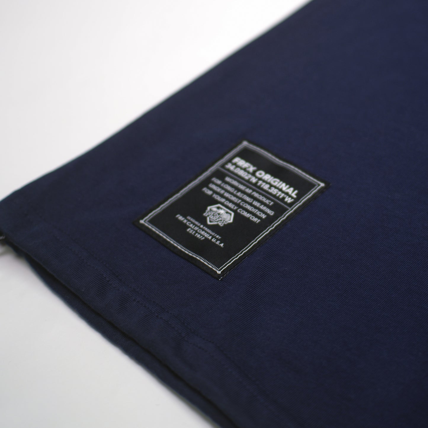 LUCKY DARUMA TEE