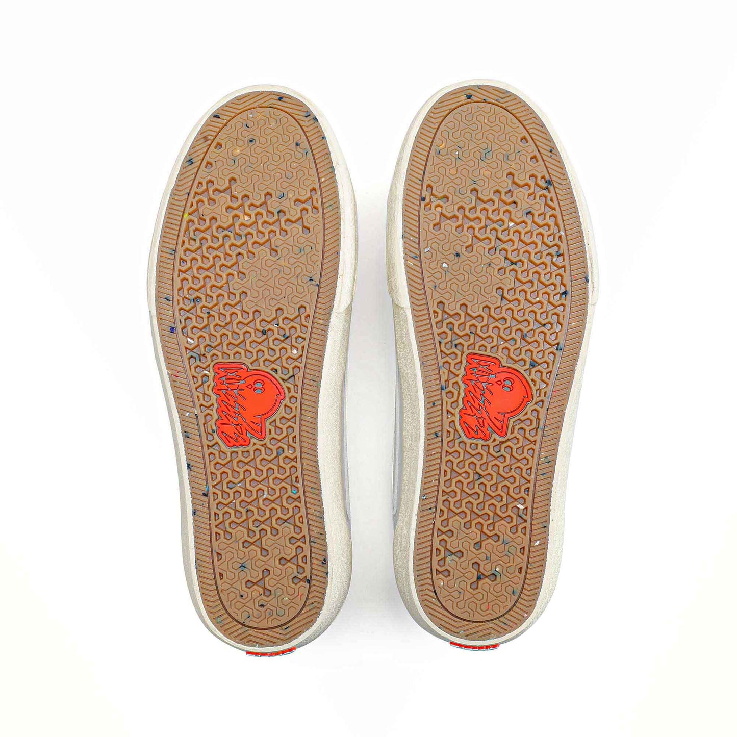 GB0001 - 111 Grosbeak : All White