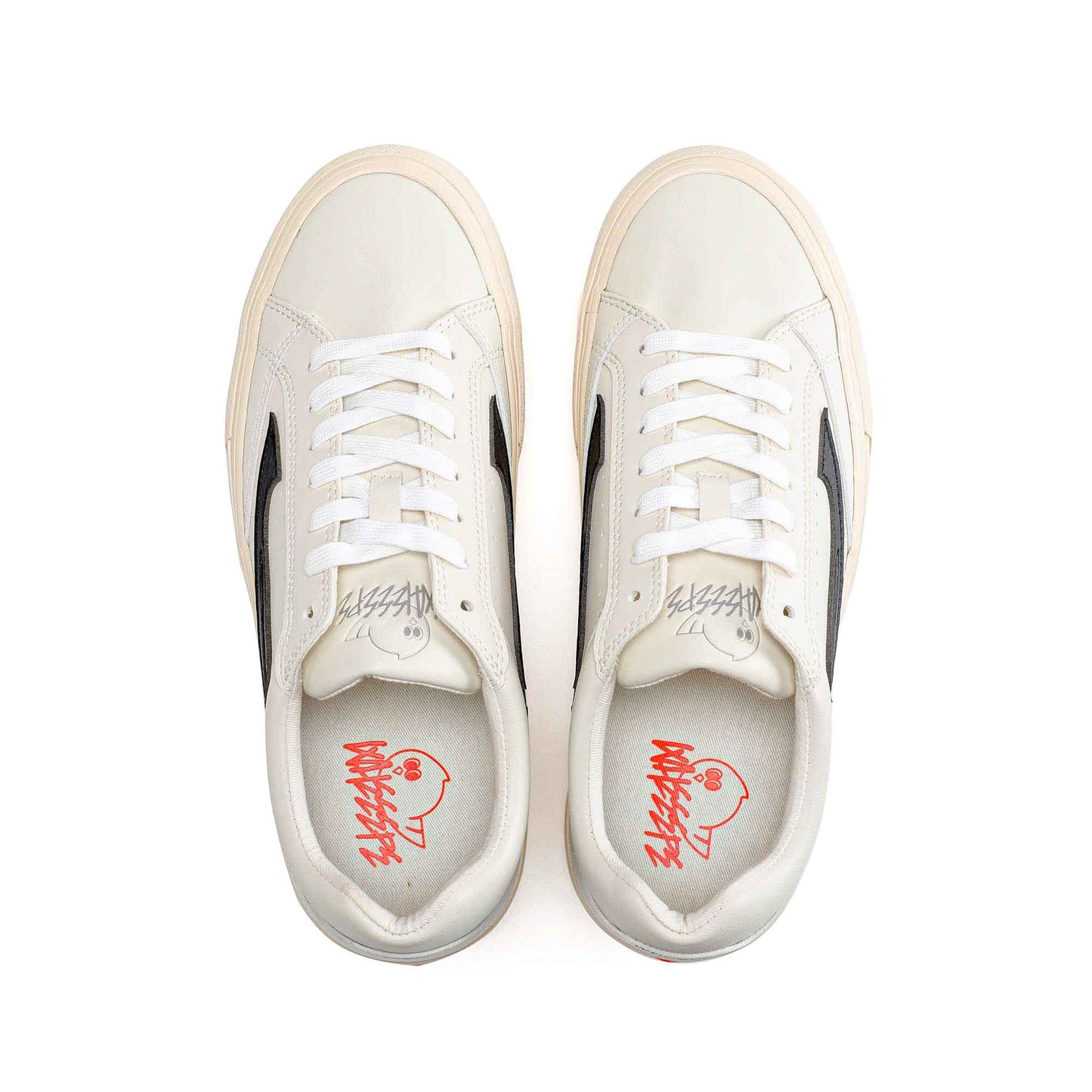 GB0001 - 101 Grosbeak : Off-White / Black