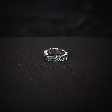 DUSTY LEAVES RING
