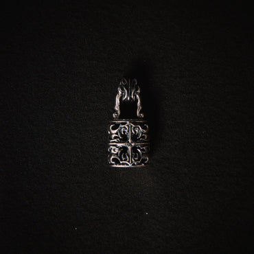 DUSTY LOVE LOCK LOCKET