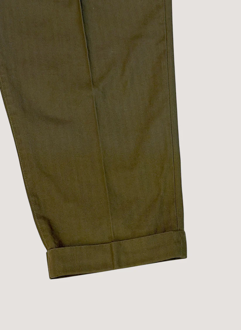 WOODBLOCK２TUCK HERRINGBONE TROUSER - OLIVE