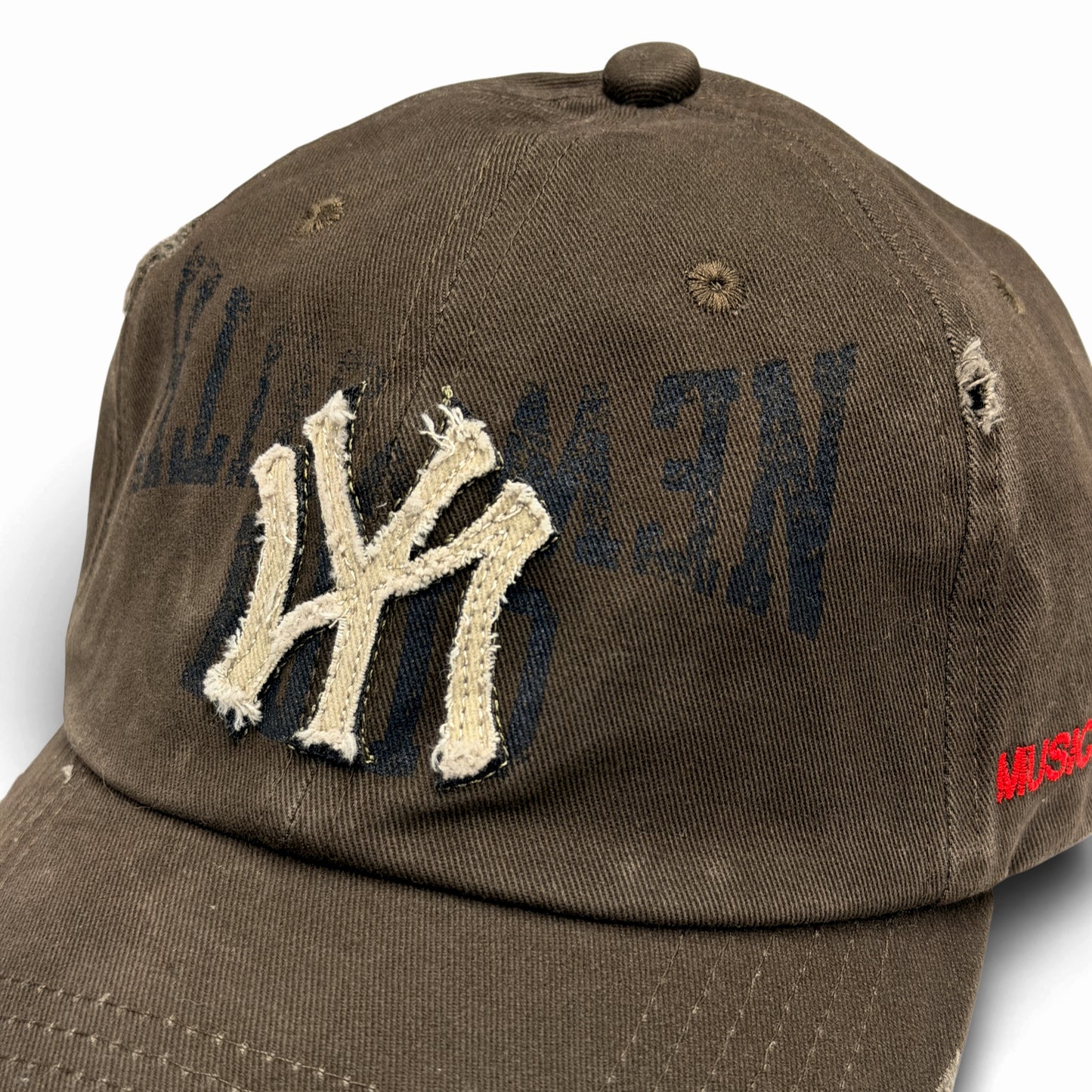 “NEW YOUTH CITY” APPLIQUE WASHED CAP