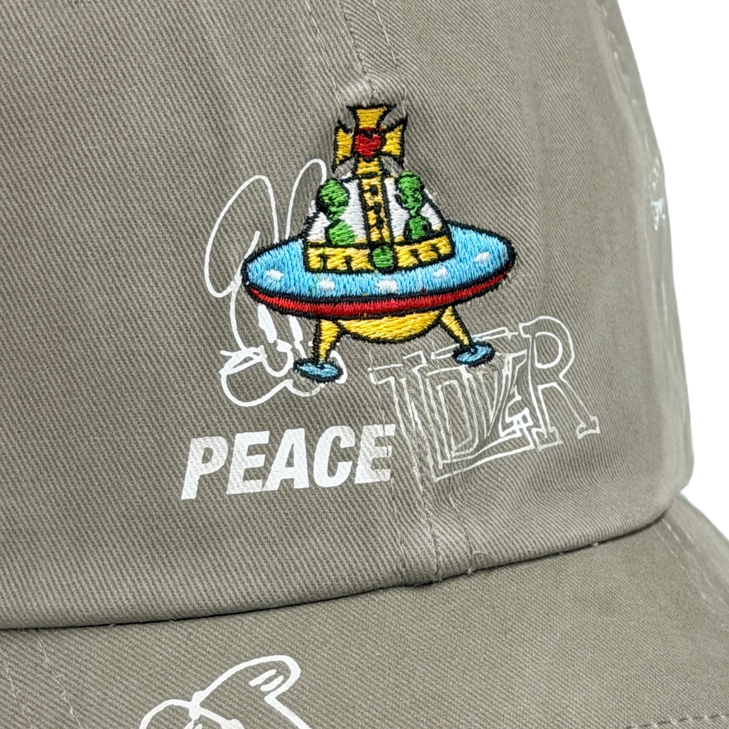 "PEACE LOVERS" GRIFFITTI UFO CAP