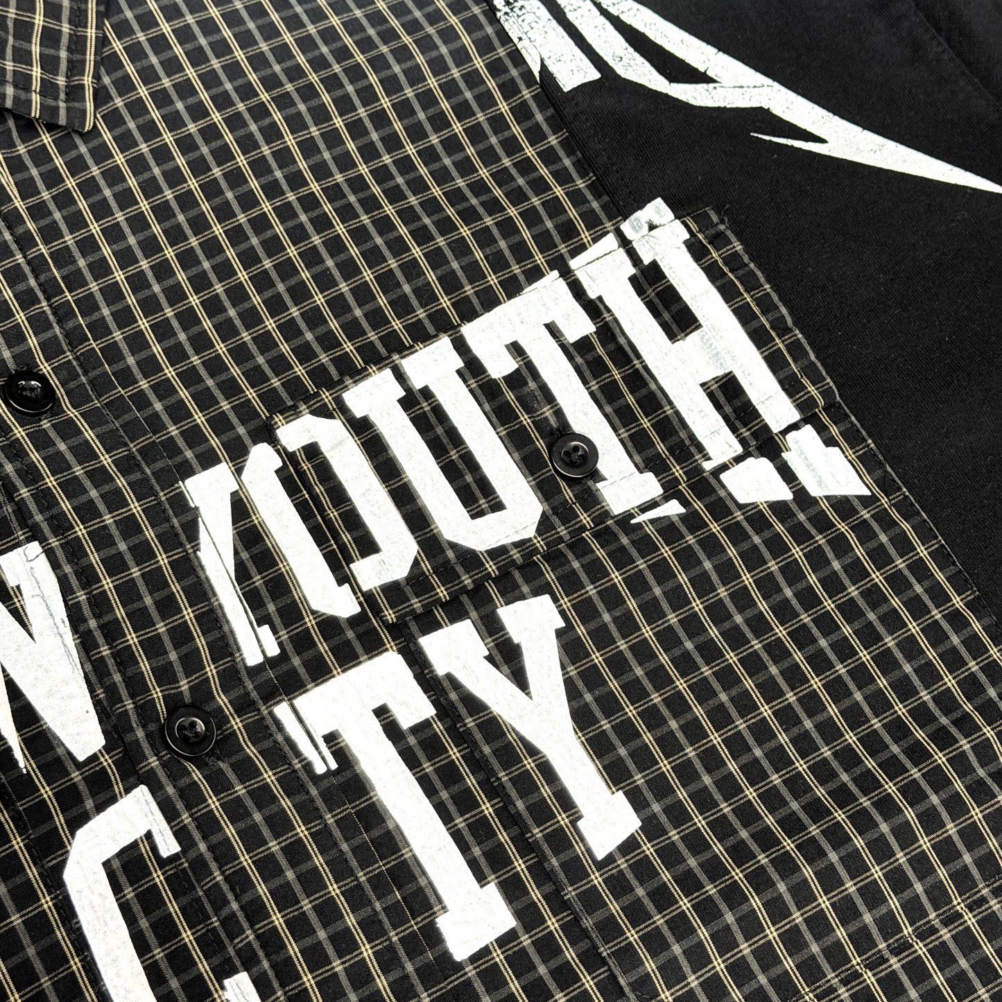 “NEW YOUTH CITY” REWORKED SHIRT-COLLAR T-SHIRT