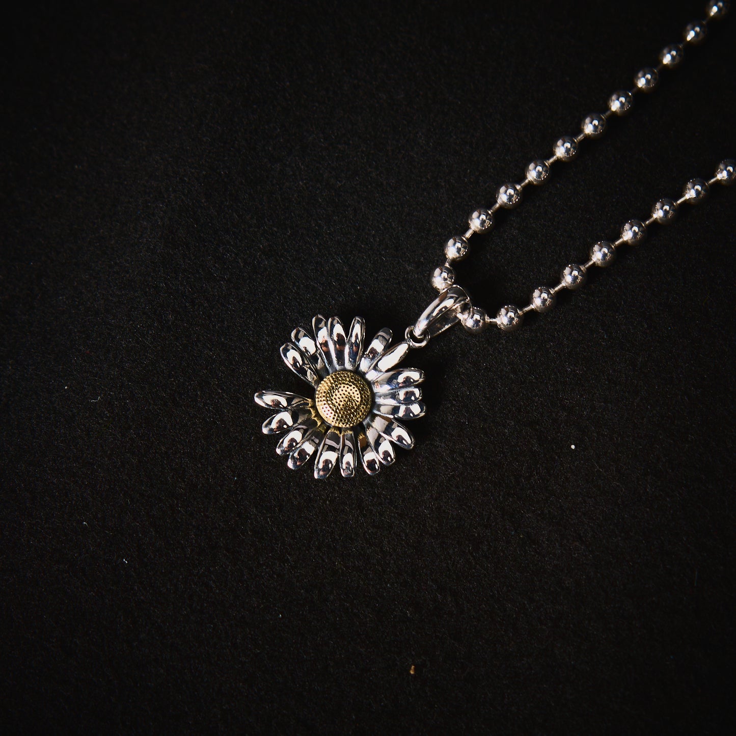 DUSTY SUNFLOWER LOCKET