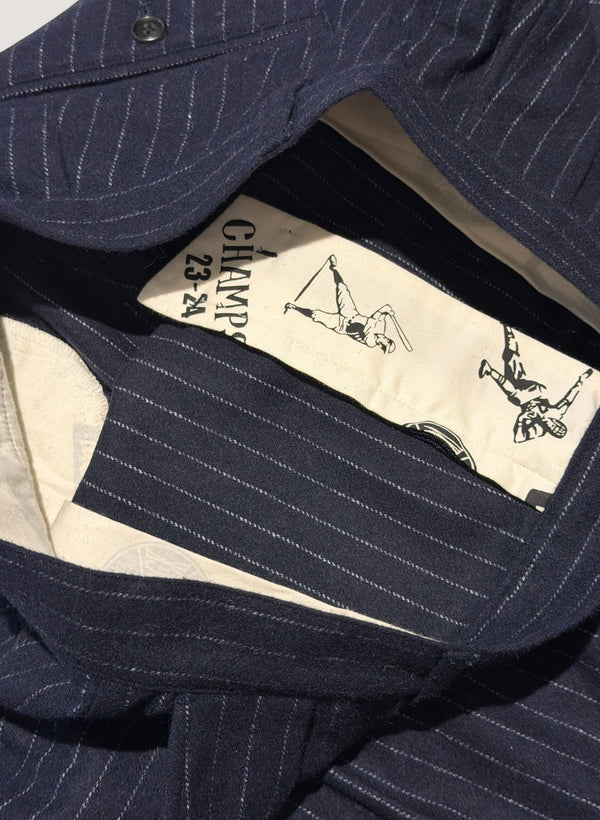 WOODBLOCK 2TUCK STRIPE WOOL TROUSER - NAVY