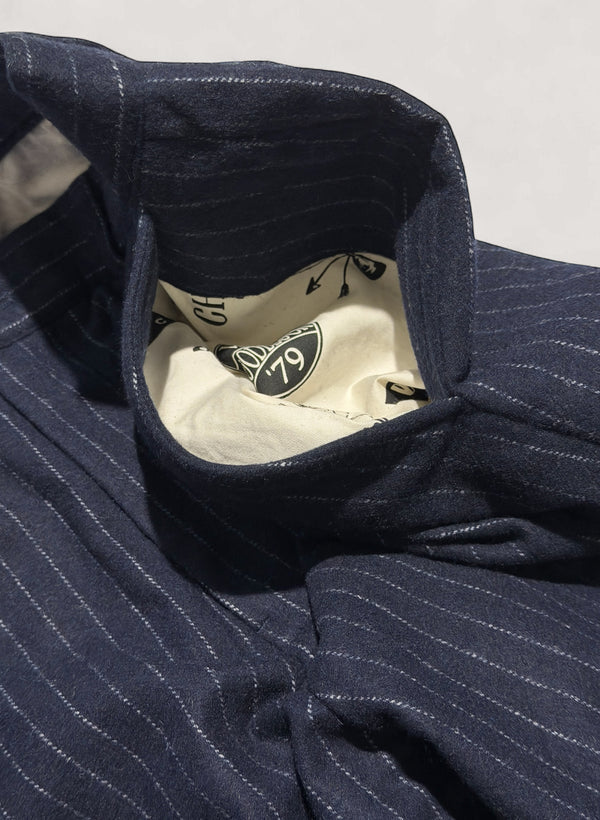 WOODBLOCK 2TUCK STRIPE WOOL TROUSER - NAVY